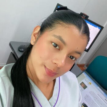 Babysitter Pereira: Natalia