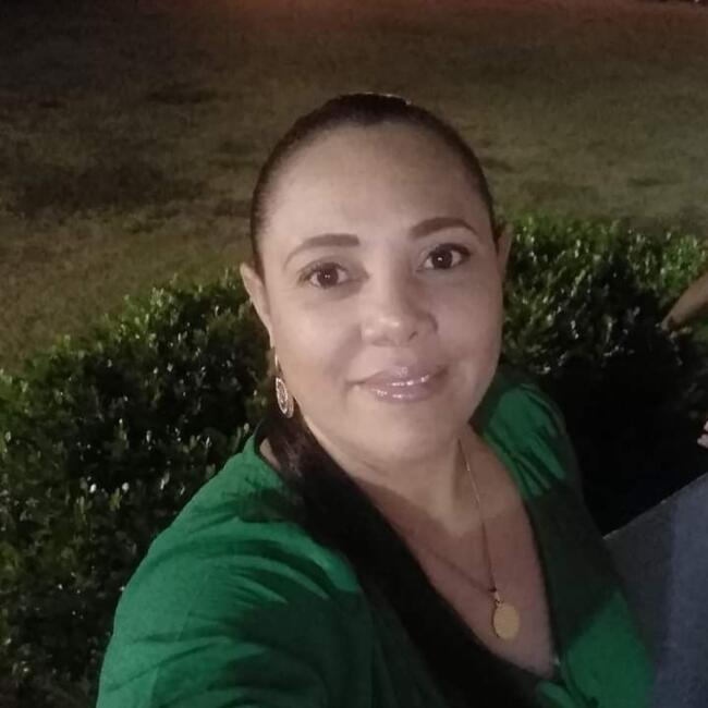 Babysitter in Parita: Alejandra