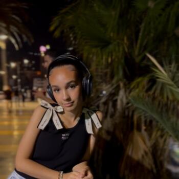 Babysitter in Vaulx-en-Velin: Lydia