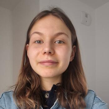 Babysitter Rennes: Flora