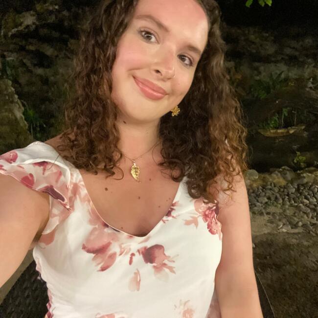 Babysitter in Pukekohe: Amy