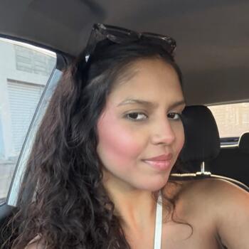 Babysitter Goiânia: Ana Clara