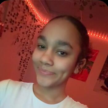 Baby-sitter in Longueuil: Maeva