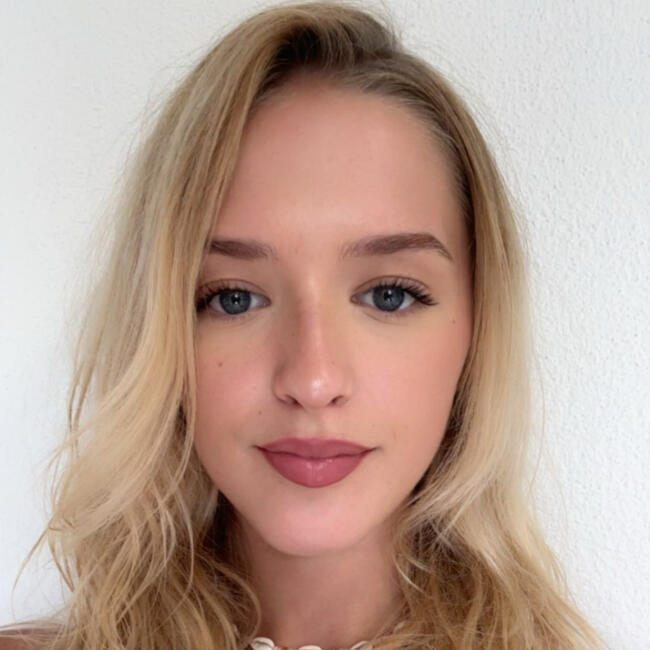 Babysitter a Niederwil (Kanton Luzern): Olivia