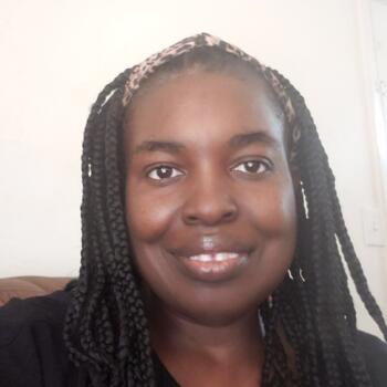 Babysitter in Hampton: Doreen