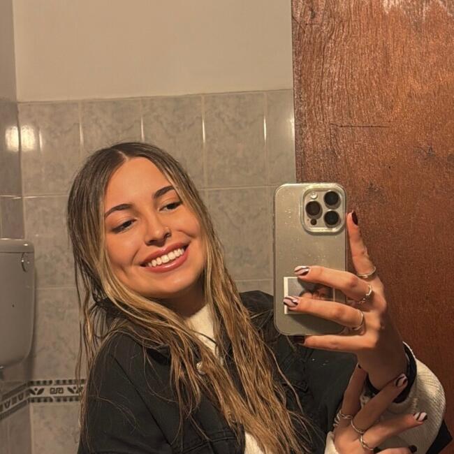 Babysitter in Montevideo: Martina Literas