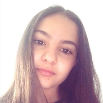 Babysitter Crema: Amina