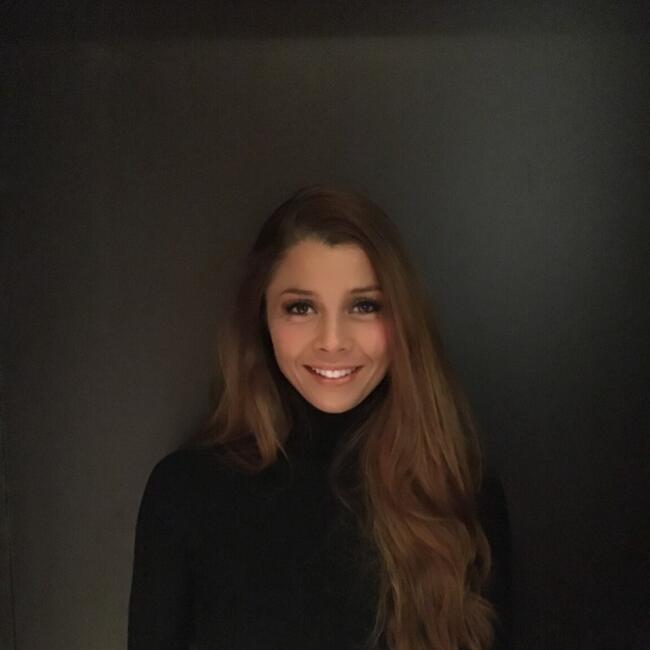 Babysitting job in Saint-Germain-en-Laye: Mélodie