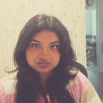 Babysitter Brisbane: Kaavya