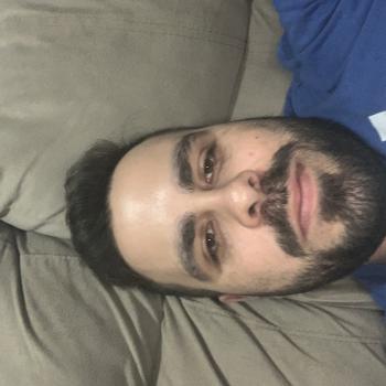 Emprego de babá em Uberlândia: emprego de babá Marcelo