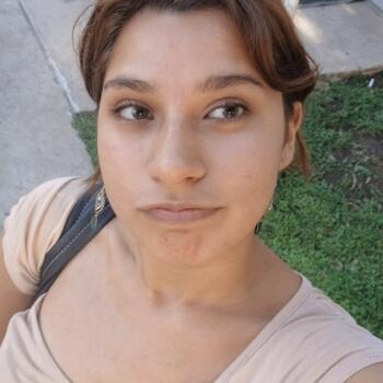 Babysitter in Salta: Damaris