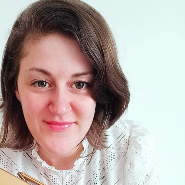 Babysitter in Mondeville: Amandine