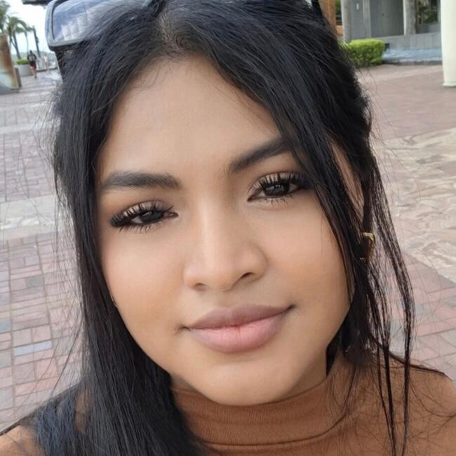 Trabajo para niñera en Daule: Selena