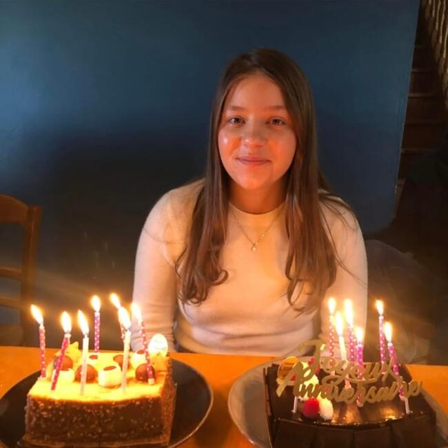 Babysitter in Saint-Rambert-d'Albon: Perle