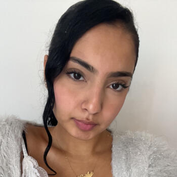 Babysitter in Charenton-le-Pont: Emma