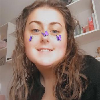 Babysitter in Droichead Nua: Kate