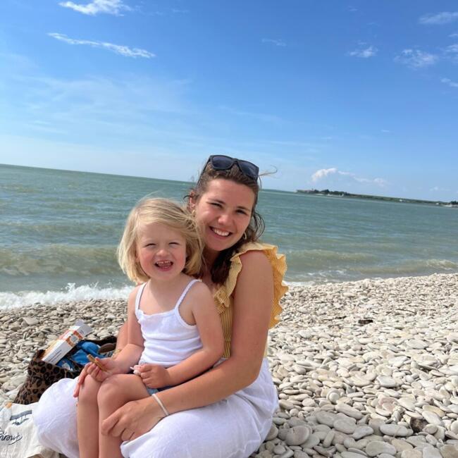 Babysitter in Caen: Alix