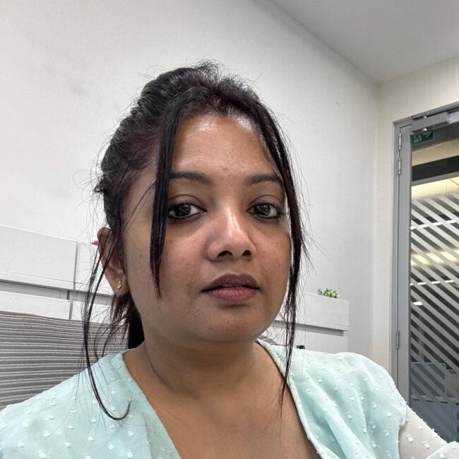 पुणे में बेबीसिटिंग की नौकरी: Sneha