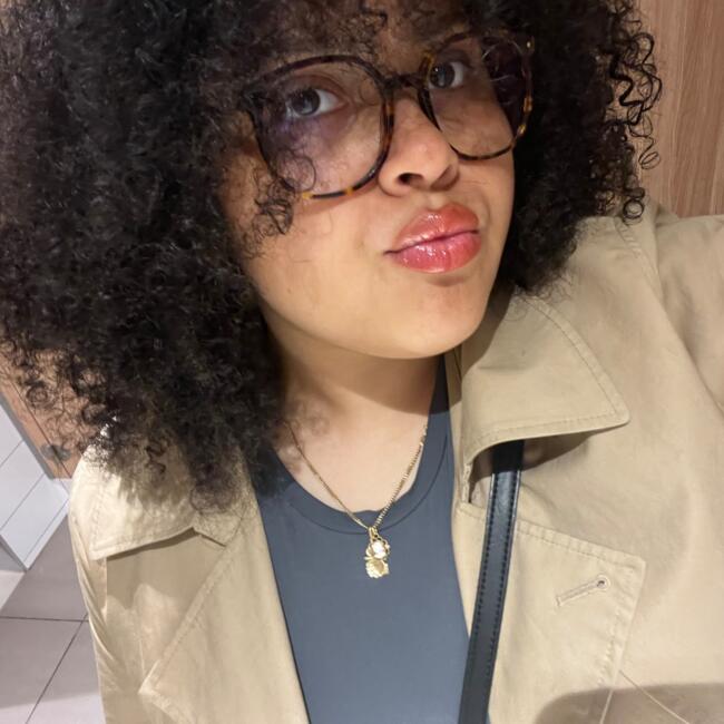 Babysitter in Brüssel: Ambre