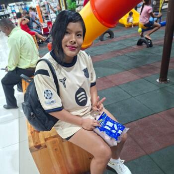 Babysitter Sabanitas: Lachli