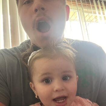 Babysitting job in Castalia: babysitting job Gabe