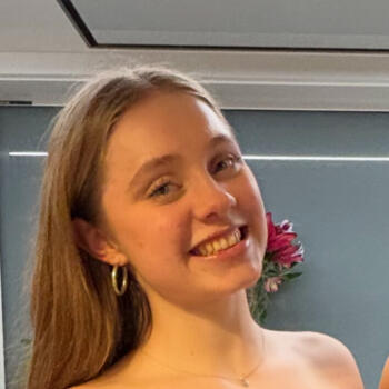 Babysitter in Wellington: Olive