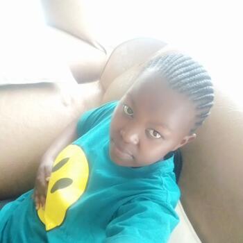 Nanny in Nairobi: Pauline