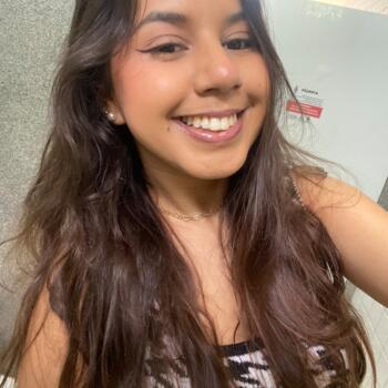 Babá Garanhuns: Camile vitoria