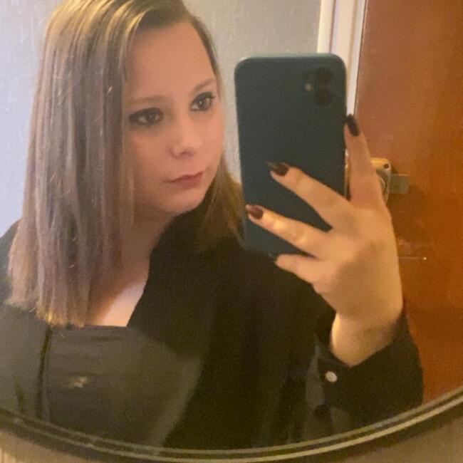 Babysitter in Roanne: Tiffany