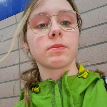 Babysitter in Essen: Alana