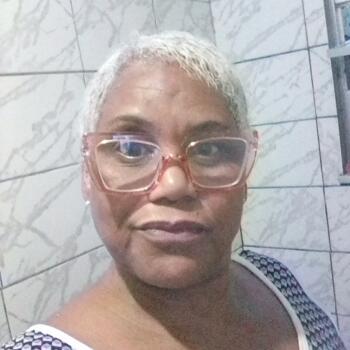 Babysitter Rio de Janeiro: Andreia