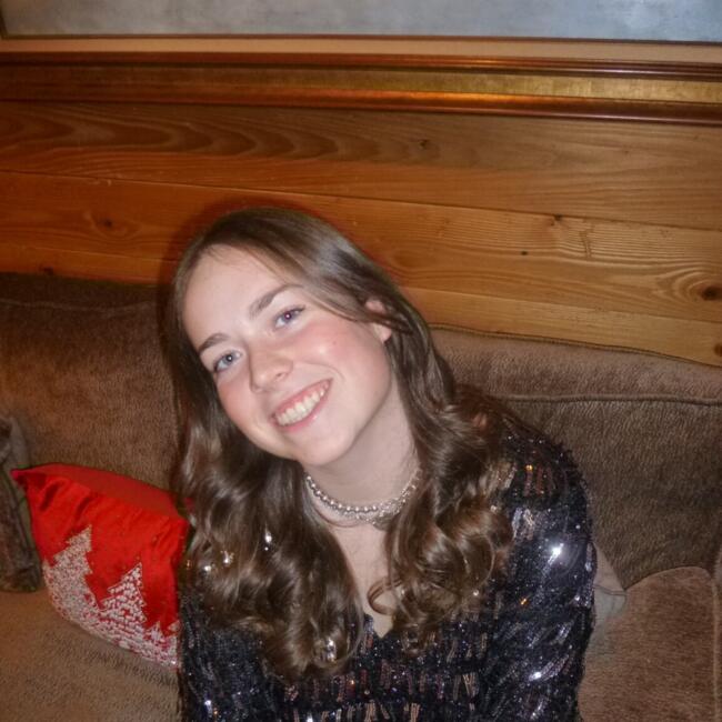 Babysitter in Crans-Montana: Rosalie