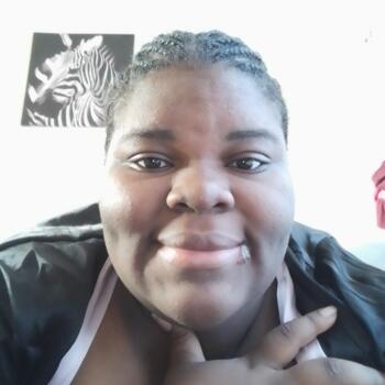 Babysitter in Wellingborough: Desiree