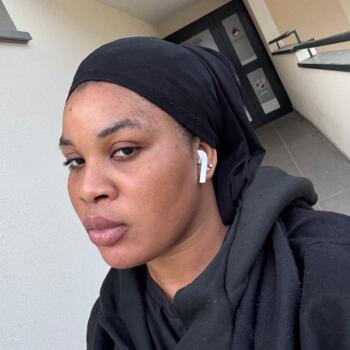 Babysitter in Nanterre: Makoua