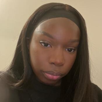 Babysitter in Paris: Kani