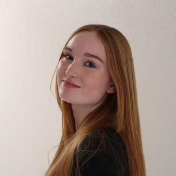 Babysitter in Saint-Martin-des-Besaces: Jessie