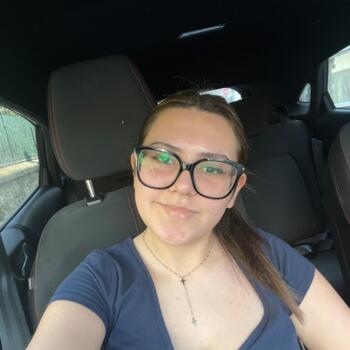 Babysitter in Villennes-sur-Seine: Alma