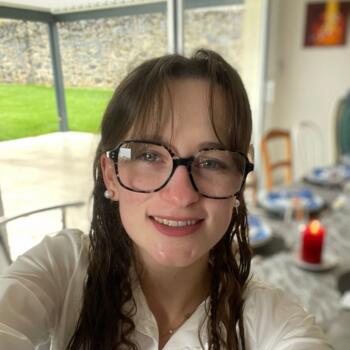 Babysitter in Chavagne: Léa