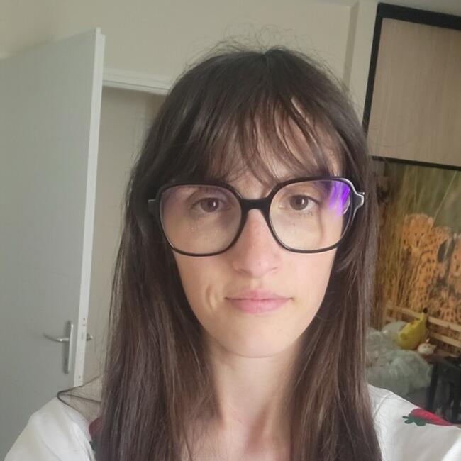 Babysitter in Clermont-Ferrand: Cécilia
