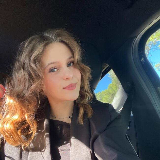 Babysitter in La Motte: Camille