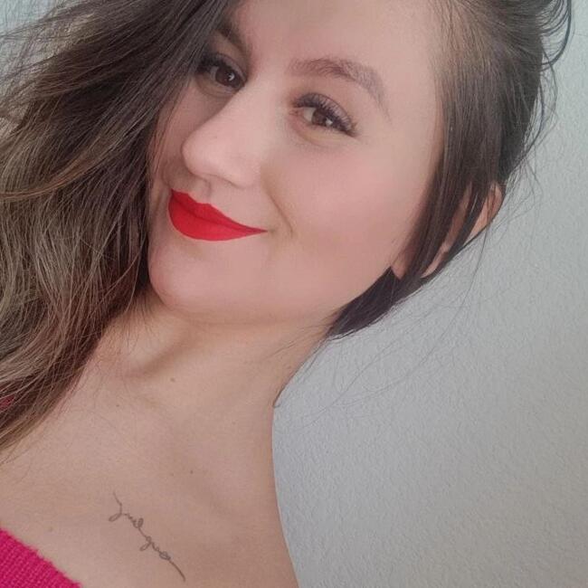 Emprego de babá em Osasco: Caroline