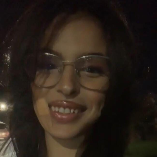 Babysitter in Casablanca: Aisha