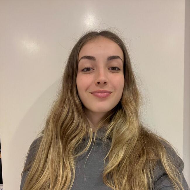 Babysitter in San Isidro: Lola