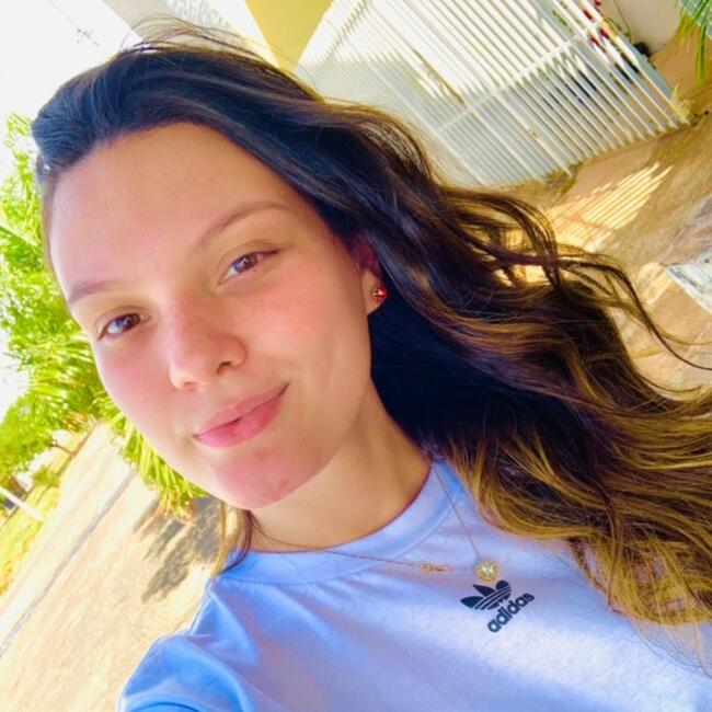 Emprego de babá em Bauru: Ana Júlia