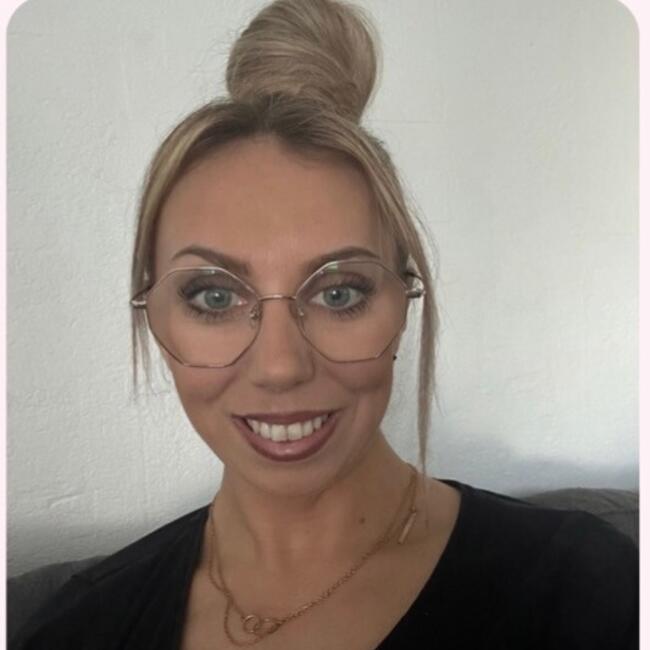 Babysitter in Langon: Jennifer