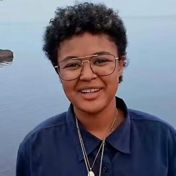 Babysitter Hamilton: Corrie