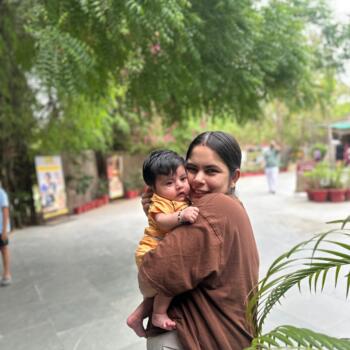 गुरुग्राम में बेबीसिटिंग की नौकरी: बेबीसिटिंग से जुड़े काम Naina