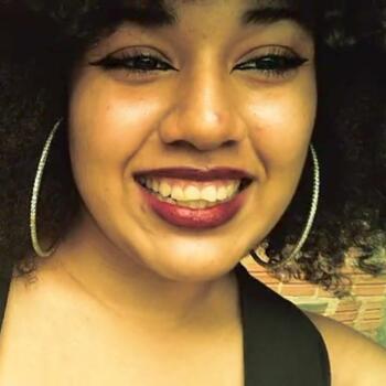 Babá em São Luís: Ana