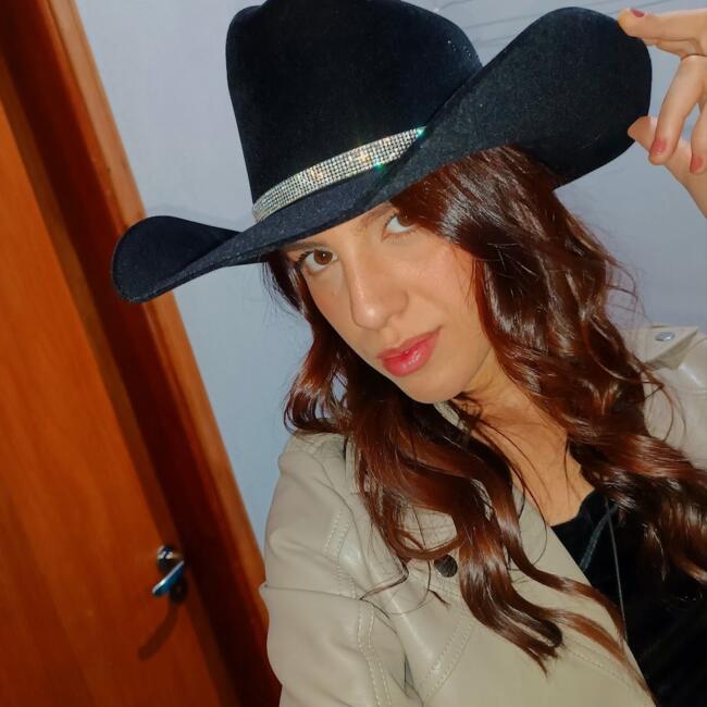 Babysitter in Ribeirão Preto: Juliana