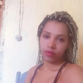 Babysitter in Lauro de Freitas: Kaely